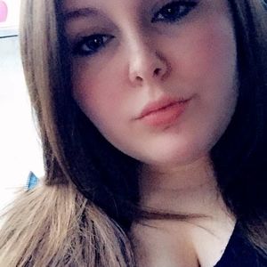 Meet your Posher, Hailey